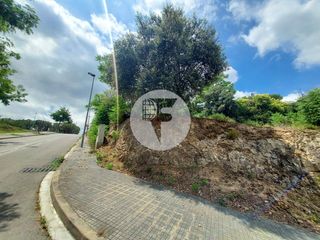 Terreno residencial en Santa Eul�lia de Ron�ana. Terreno urbano de 428 m situado en zona privilegiada