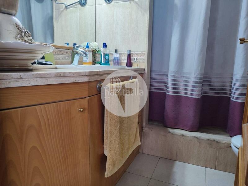 Foto 64d561bc-5966-4e79-8167-f46bb790f6bd. House with heating in Estació de França Mollet del Vallès