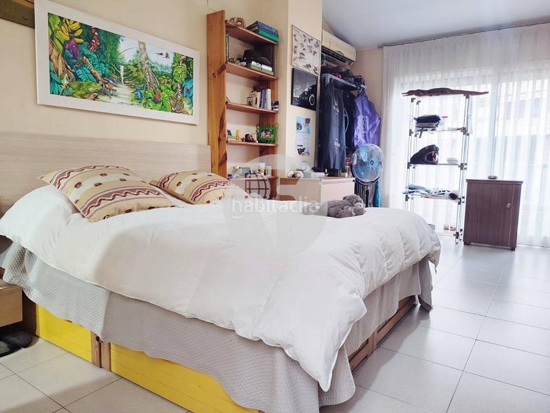 Foto 7a3aa3bd-4e2d-420b-93b6-56a0438dc2fb. House with heating in Estació de França Mollet del Vallès