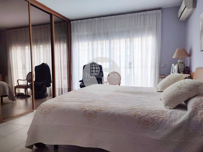 Foto db3110c5-a4d2-411c-8f3e-33fca60c71ce. House with heating in Estació de França Mollet del Vallès