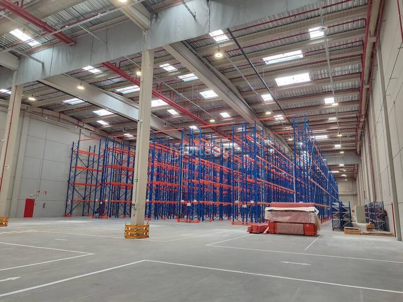 Foto 036e8072-3f13-444a-894c-d976aef6313d. Lloguer nau industrial a Camarma de Esteruelas