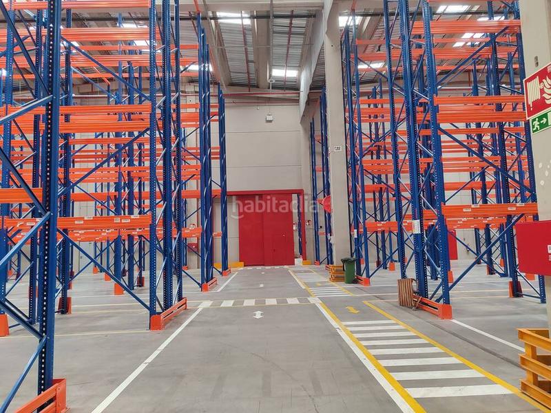 Foto 343a2a9e-29da-4999-a5f1-c008d5ef66b3. Lloguer nau industrial a Camarma de Esteruelas