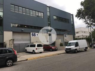 Lloguer Nau industrial a Almeda - El Corte Inglés. Nave industrial en alquiler situada en el polígono industrial al