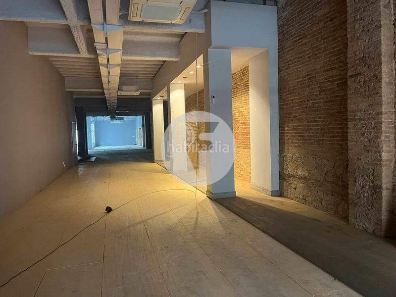 Foto 2e68ec36-bc1c-4a6e-80f8-eda5c408d09c. Rent business premise in Dreta de l´Eixample Barcelona