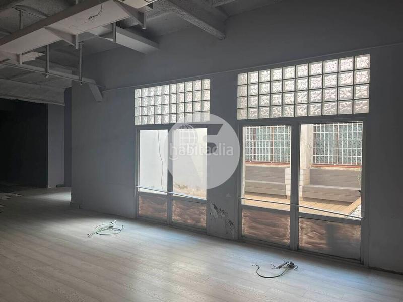 Foto 7e307b55-481b-4181-a5fb-e78404545031. Rent business premise in Dreta de l´Eixample Barcelona