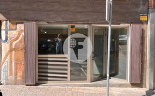 Rent Business premise in Sant Gervasi - Galvany. Excelente local comercial de 121 m, distribuido en dos plantas.