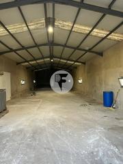 Location Local commercial dans Centre. Nave de 300 m