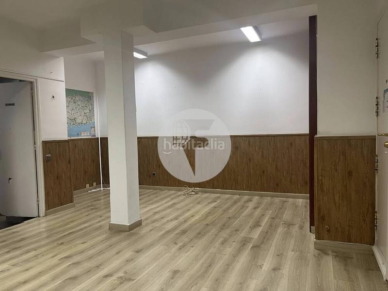 Foto 22c0a822-702f-4f27-ad67-19b2fc7d2032. Rent business premise in El Camp d´en Grassot i Gràcia Nova Barcelona