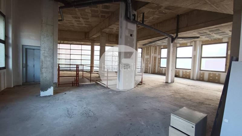 Foto c234b7b9-1467-4f9e-b40e-4f06512855b8. Miete geschäftsraum in Barri del Centre Terrassa