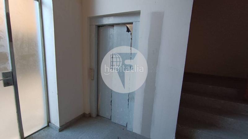 Foto 93ed838f-07b8-44ea-8697-851fef8c9951. Rent business premise in Barri del Centre Terrassa