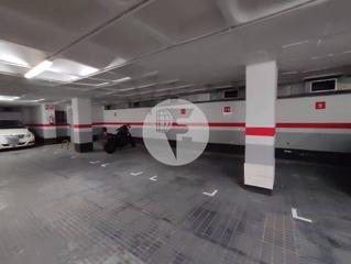 Aparcament cotxe a Barri de les Corts. Plaza de garaje en venta en calle numancia de barcelona