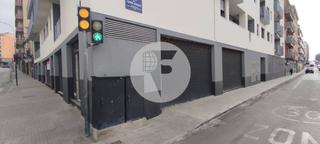 Local commercial à Can Palet. Este local comercial, ubicado en una excelente zona de terrassa,