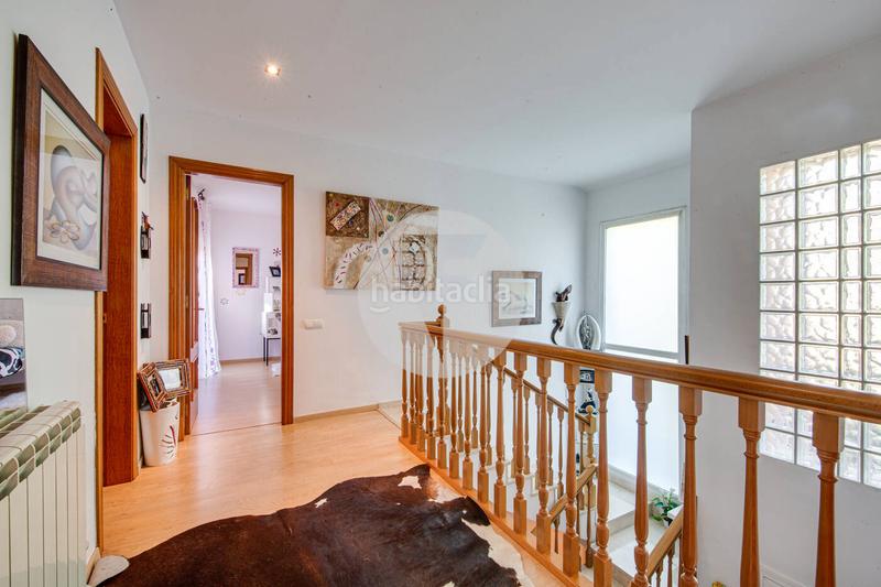 Foto 039f063f-8f82-4985-9970-74b389aea81b. Doppelhaus mit heizung parking in Castellnou-Can Mir-Can Solà Rubí