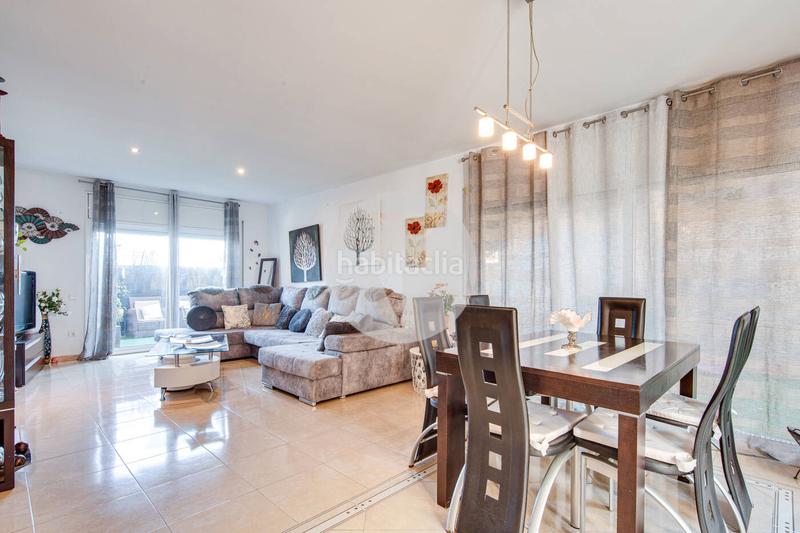 Foto 906383e8-8f1e-4474-89c0-db5051e0263f. Doppelhaus mit heizung parking in Castellnou-Can Mir-Can Solà Rubí