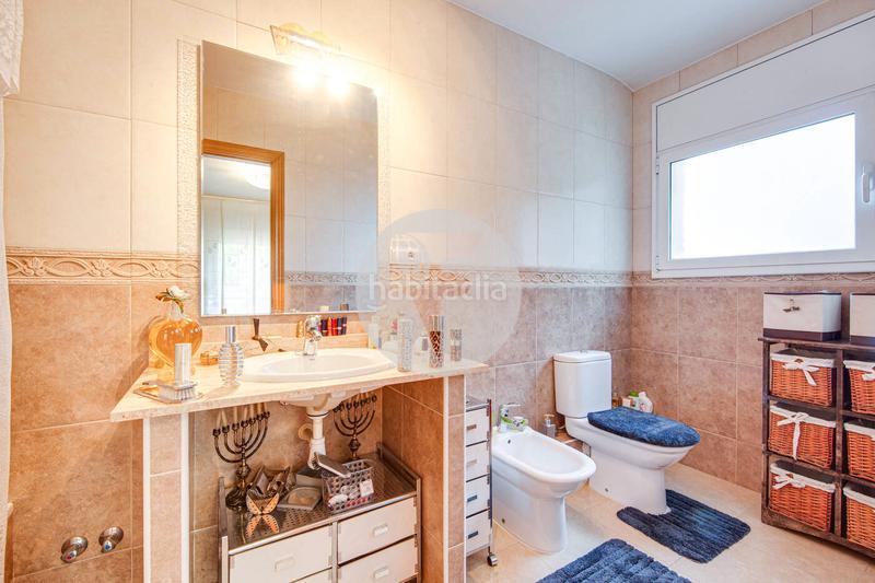 Foto f84f4476-8680-4980-8be5-1b52ca72ddbd. Doppelhaus mit heizung parking in Castellnou-Can Mir-Can Solà Rubí