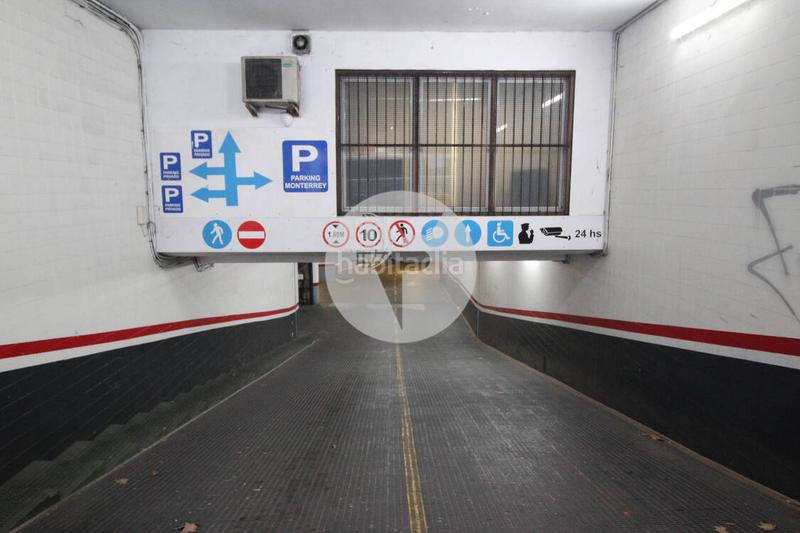 Foto f2b8129c-431c-454d-ab3c-85417fadc7b0. Posto auto in Sant Antoni Barcelona