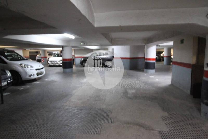 Foto fb50fb60-a5d9-42b4-b919-99c92d497f8d. Posto auto in Sant Antoni Barcelona