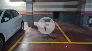 Autoparkplatz in Barri del Centre. Plaza de aparcamiento de 10m en el centro, de fácil acceso
