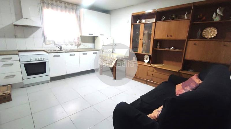 Foto 4035d4d7-7836-4d80-8021-7b205533a247. Casa amb calefacció aparcament a Can Parellada Terrassa