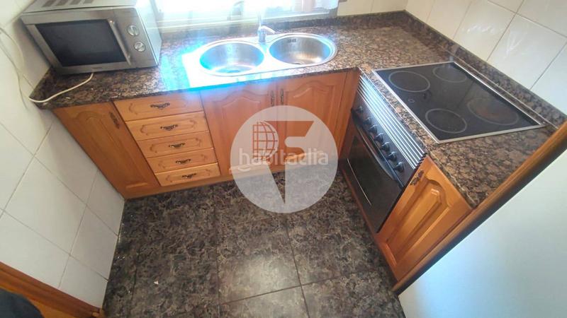 Foto 84b8429d-ba6b-4f3e-92a6-fd5d0e9984fa. Casa amb calefacció aparcament a Can Parellada Terrassa