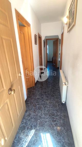 Foto 92946f6c-4bd5-4166-a1c7-347663267fed. Casa amb calefacció aparcament a Can Parellada Terrassa