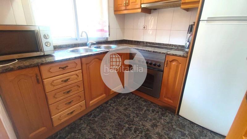 Foto d6e3558e-9945-4ed4-993d-5b0804648378. Casa amb calefacció aparcament a Can Parellada Terrassa
