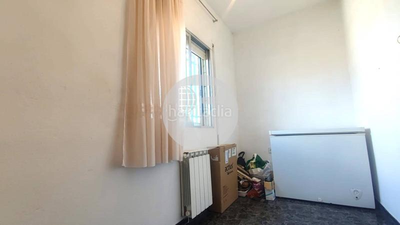 Foto e6df39f8-75a6-4f8f-8493-ddad51e28811. Casa amb calefacció aparcament a Can Parellada Terrassa