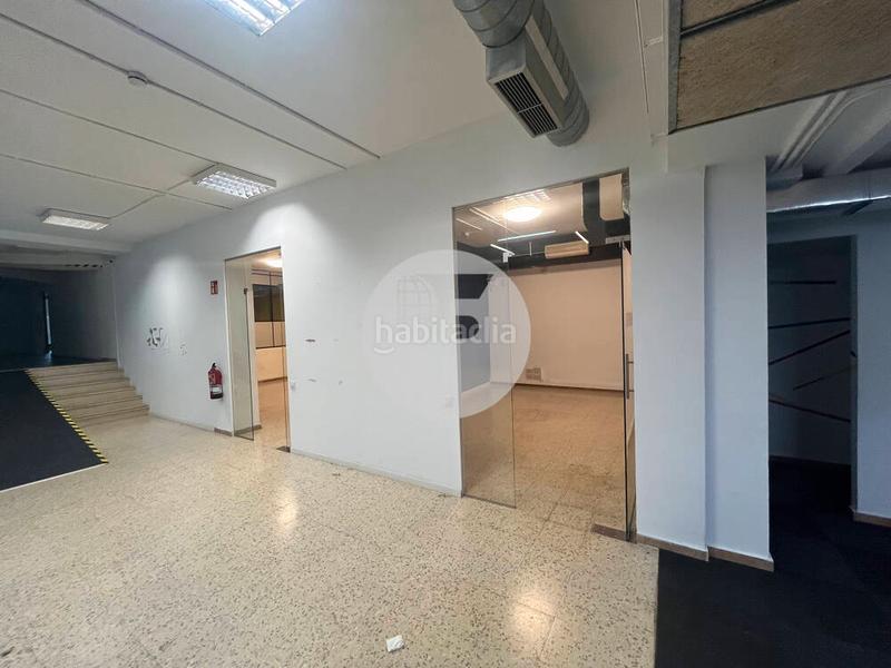 Foto 432bb72b-8af0-415e-bddf-daefd31a268f. Rent business premise with heating in El Parc i la Llacuna del Poblenou Barcelona