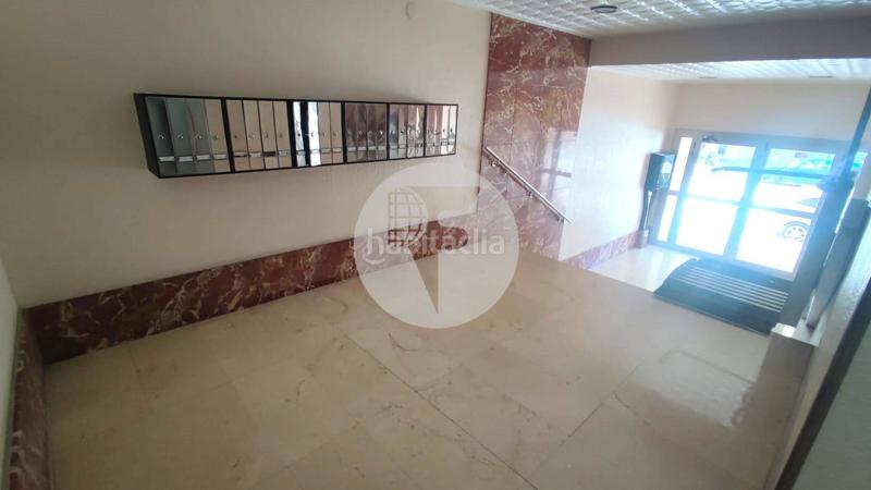 Foto f56823c5-fd2d-48fc-b15d-e74f6b0141f7. Pis amb calefacció a Ca n'Aurell Terrassa