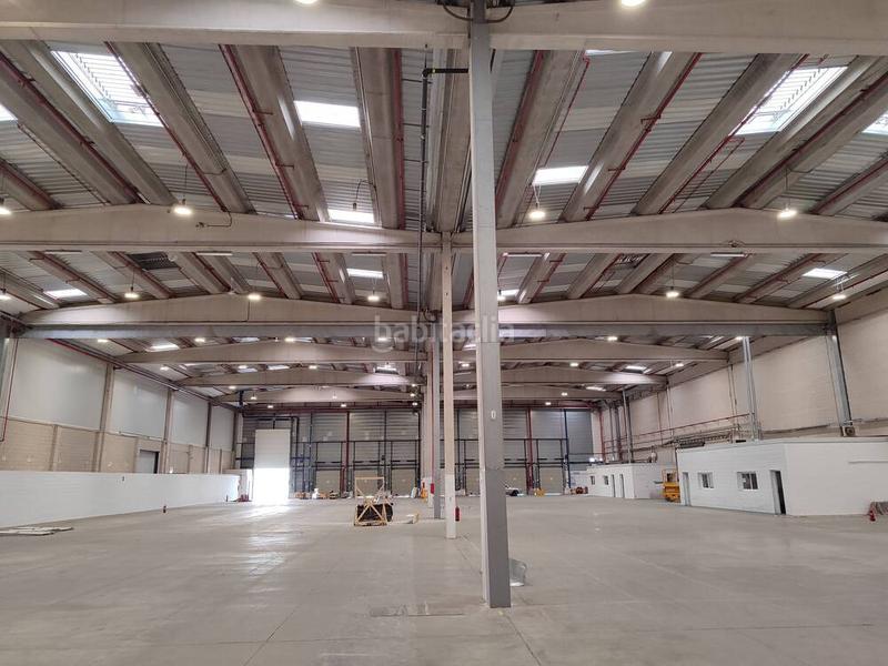 Foto b67eeb99-cd95-445a-8e4a-4e46dbedb8dc. Affitto capannone industriale in Los Olivos-Los Ángeles Getafe