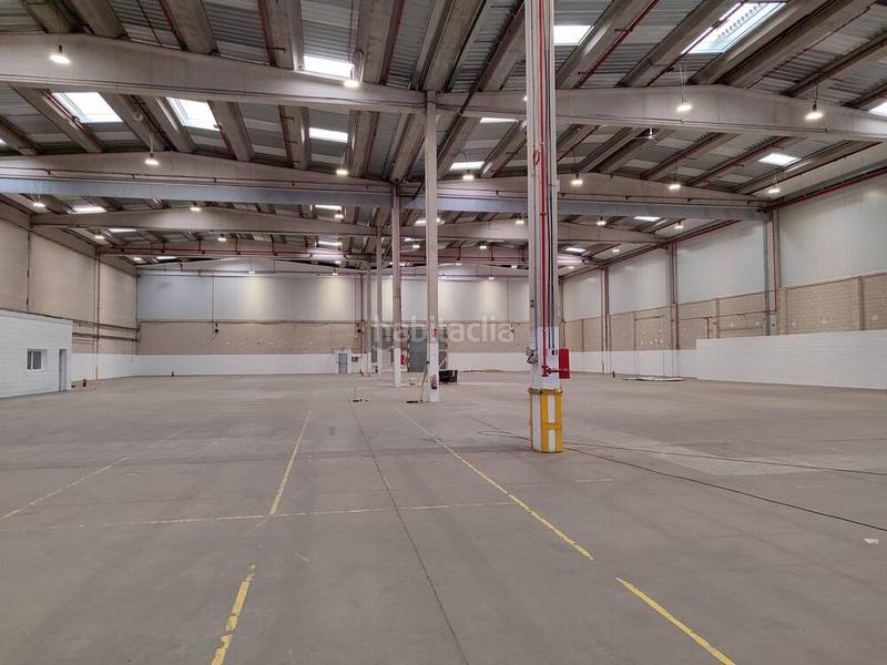 Foto e978d087-7dbc-4959-9d7d-3c28935470ee. Lloguer nau industrial a Los Olivos-Los Ángeles Getafe