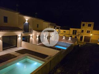 Semi detached house in Alaró. Vivienda unifamiliar con piscina y jardín en alaró