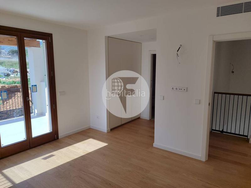 Foto db1955ed-cc90-4589-a7cb-905e3f4b25b8. Casa a schiera con piscina in Alaró