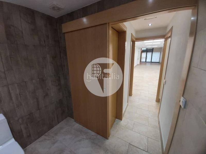 Foto df1c7337-f9d3-43dd-8995-bd04e4637d88. Alquiler local comercial se alquila local comercial en excelente ubicación, en la calle de floridablanca, en el dinámico distrito de leixample, . en Barcelona