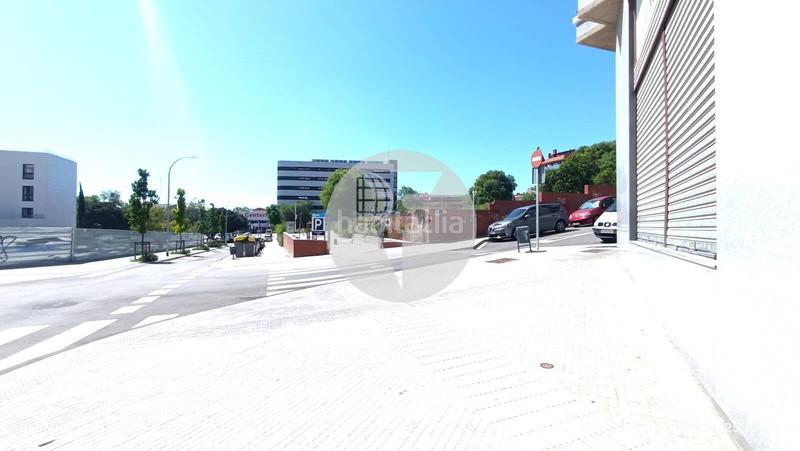 Foto d82cc795-e509-4c13-9eac-0ee6b3cb45a4. Posto auto in Plaça Catalunya - Escola Industrial Terrassa