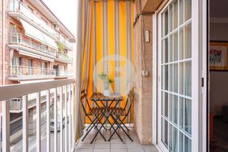 Etagenwohnung in Pont Vell. Piso reformado en edificio exclusivo de tres vecinos