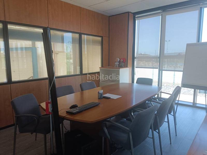 Foto ad5de73d-2b88-4e9d-9443-9fe98873b042. Location bâtiment à usage industriel dans Les Planes Sant Joan Despí