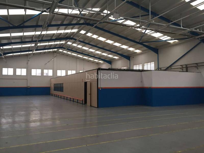Foto 4bf2d2f2-d6b9-4513-8119-b4f159273e56. Miete fabrikhalle in Les Planes Sant Joan Despí
