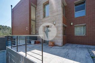 Maison à Vilanova del Vallès. Casa seminueva en urbanización el xargal