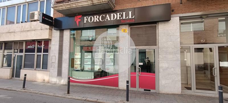 Foto 22fc2dea-3799-4251-9cc4-c93700325290. Location local commercial avec chauffage dans Ca n'Aurell Terrassa
