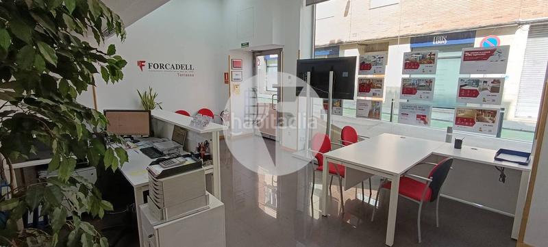 Foto 7ceb86b9-f0a1-488f-9f0c-00d51b0849e9. Location local commercial avec chauffage dans Ca n'Aurell Terrassa