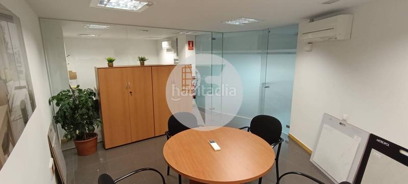 Foto d646b0eb-67ce-4a31-9575-fb007e6cb214. Location local commercial avec chauffage dans Ca n'Aurell Terrassa