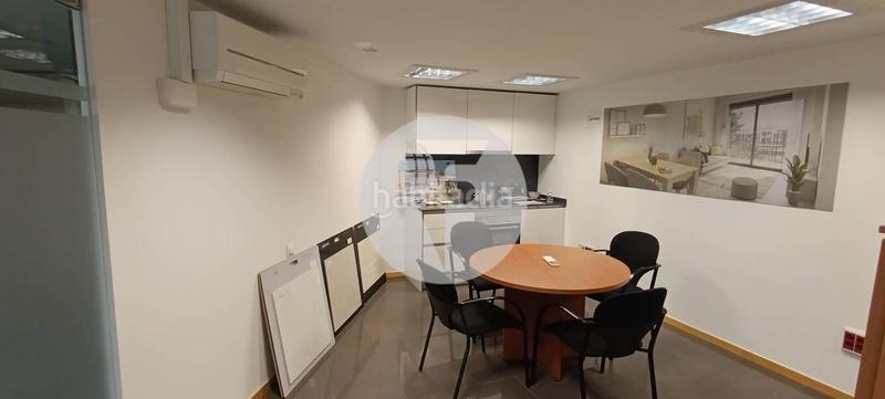 Foto 535c9ddc-a1df-4bc3-bb3d-c3f5c429c7a3. Rent business premise with heating in Ca n'Aurell Terrassa