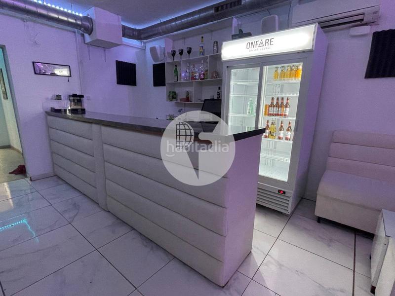 Foto 0ab1daed-862b-4476-a1c0-dab5d1eb28fc. Lloguer local comercial amb calefacció a Ca n'Aurell Terrassa