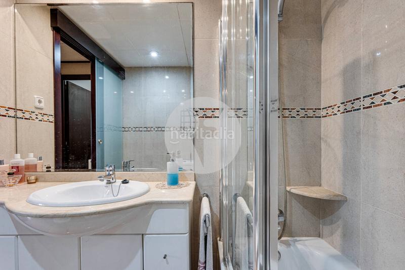 Foto c45760cf-8216-4db1-b5f4-5a9754ec4f5e. Appartement avec chauffage dans Hostafrancs Barcelona