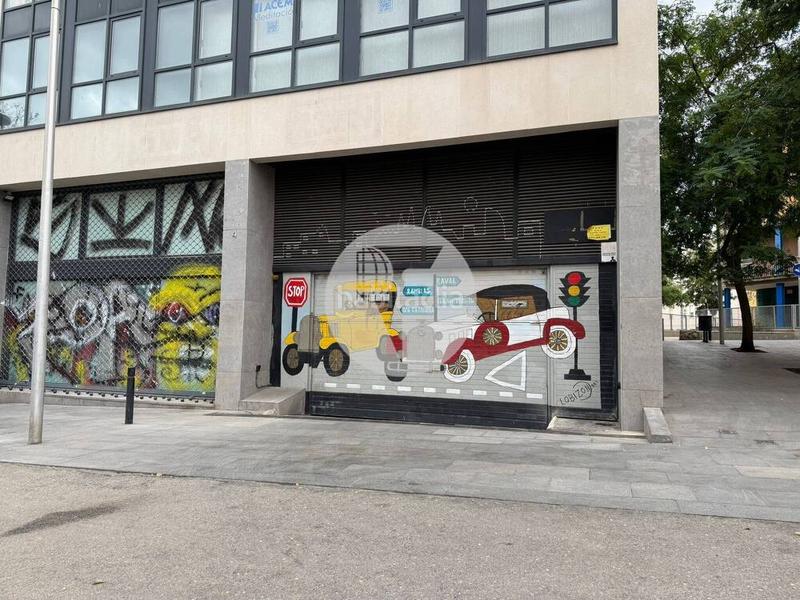 Foto 9d019d7f-6368-4ef5-af7e-3a5d0d502af7. Parking voiture dans Raval Barcelona