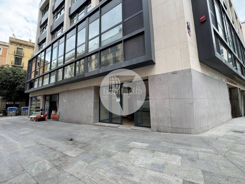 Foto df9f989e-9cd4-4b1c-a099-62d4f637c9af. Aparcament cotxe a Raval Barcelona