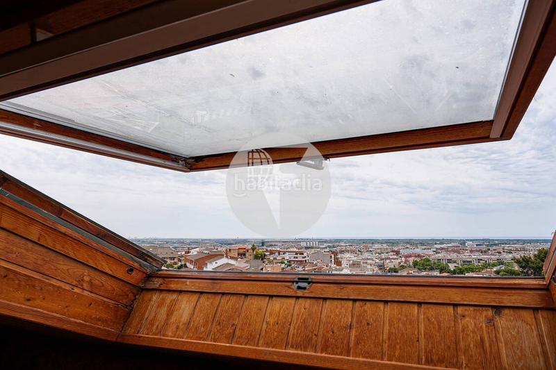 Foto 3352c2e2-7c03-4aeb-9b65-12ffeb64051a. Casa amb calefacció aparcament piscina a Torrent Ballester Viladecans