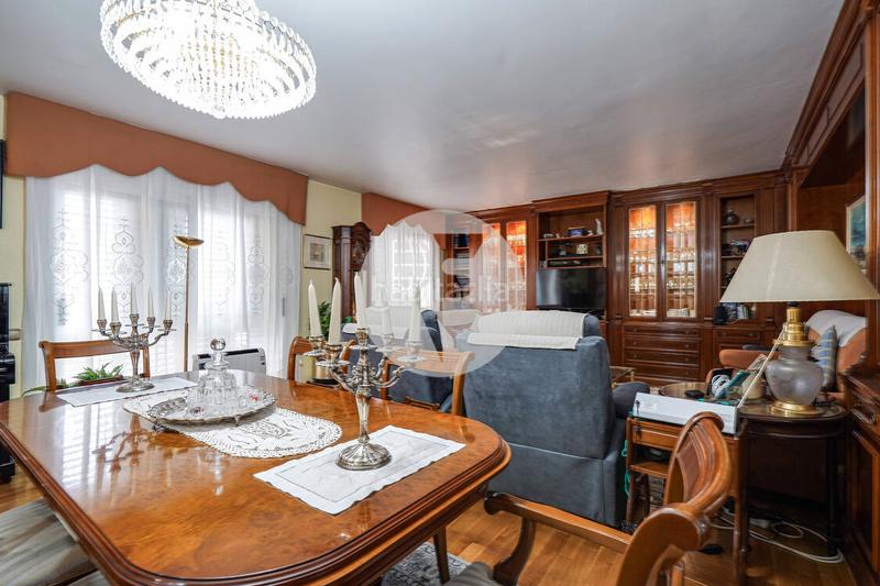 Foto 7305c6ca-f5ac-4f9b-a376-9f889178770c. Casa amb calefacció aparcament piscina a Torrent Ballester Viladecans