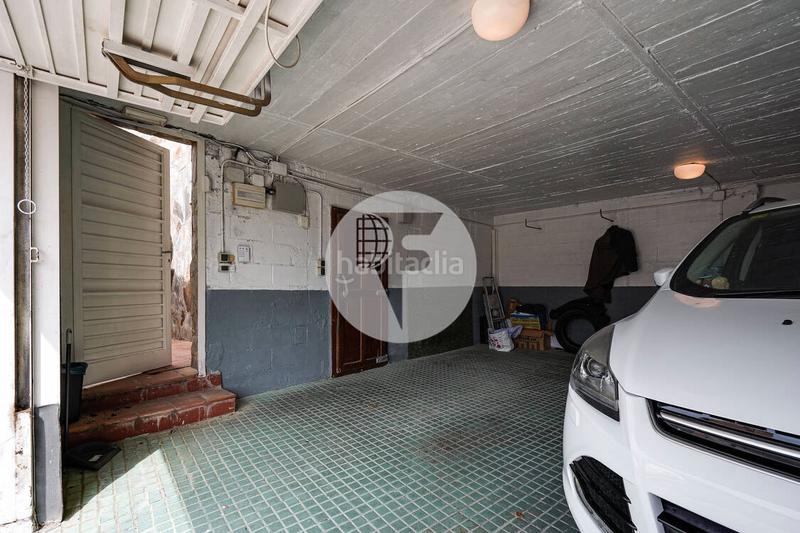 Foto 89e0053c-606e-40fc-bde9-adb871e69761. Casa amb calefacció aparcament piscina a Torrent Ballester Viladecans